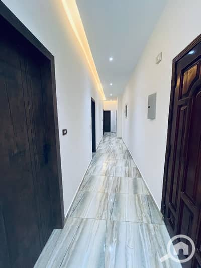 Office for Rent in New Cairo, Cairo - 94a88e34-6ba6-4629-95bc-a28b0ea8b2cd745. jpg