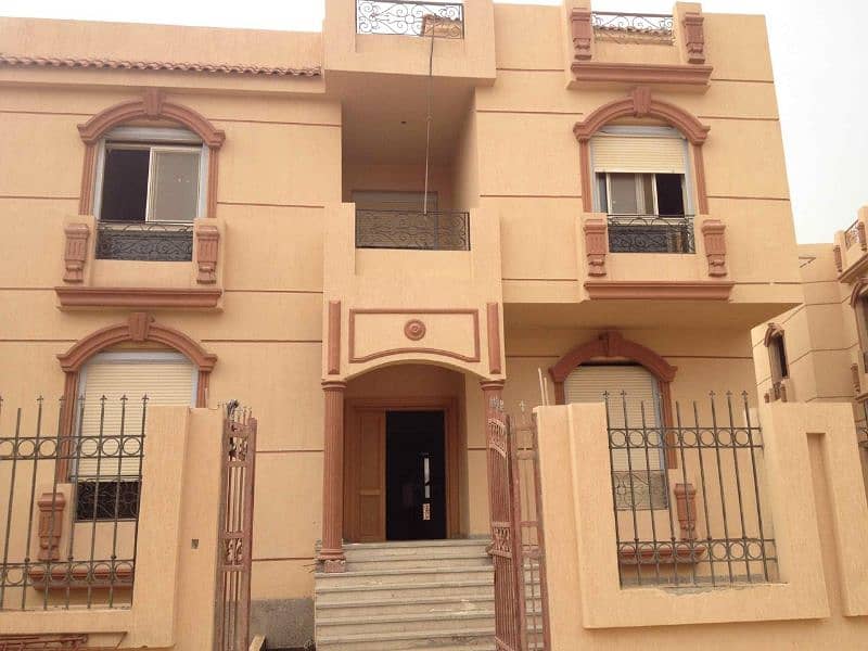 فيلا فى كمبوند النسور بالتجمع فيلا فى كمبوند النسور بالتجمع