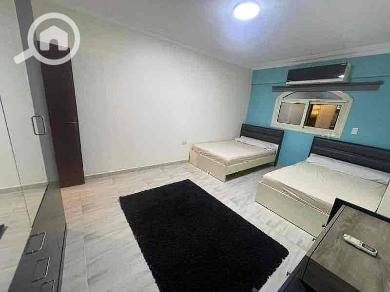 4 7c80497f-2282-464f-91c6-df381a788926. jpg