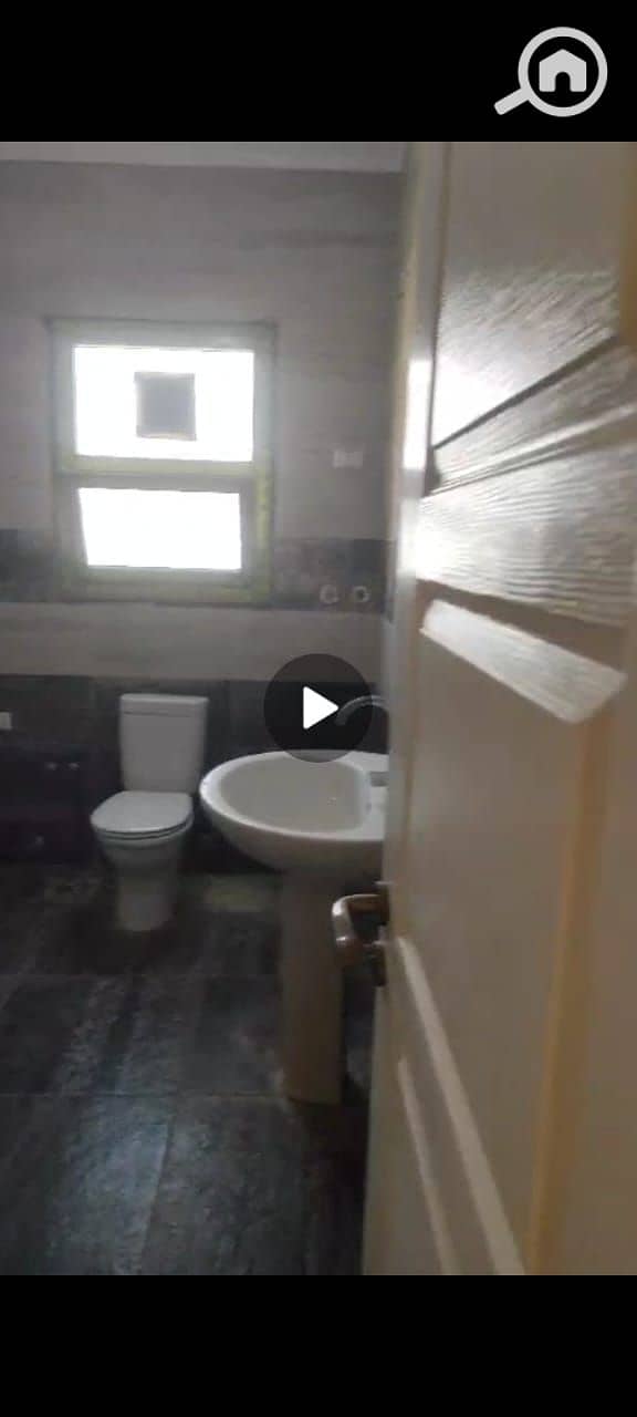 2 2f335349-ed63-4e7a-ab67-6f77fe886d3fخ. jpg