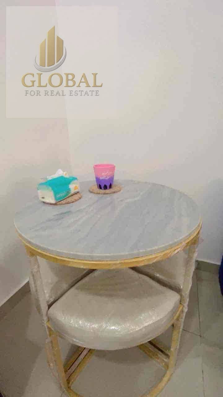 13 1972717c-9e49-4c86-86f2-0a8dafba1117. jpg