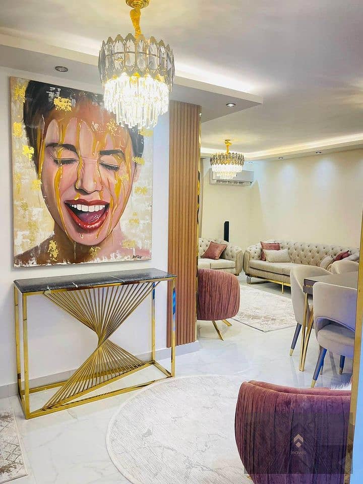 6 438076908_1145015646521311_4397132515094528769_n. jpg