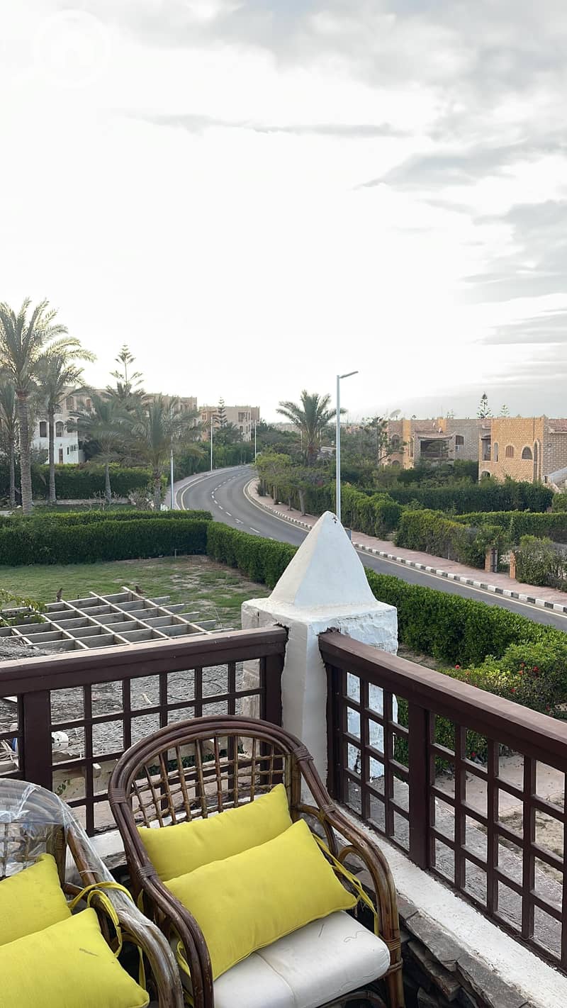 14 5684B693-0E08-4439-B187-0F1D10953943. jpeg