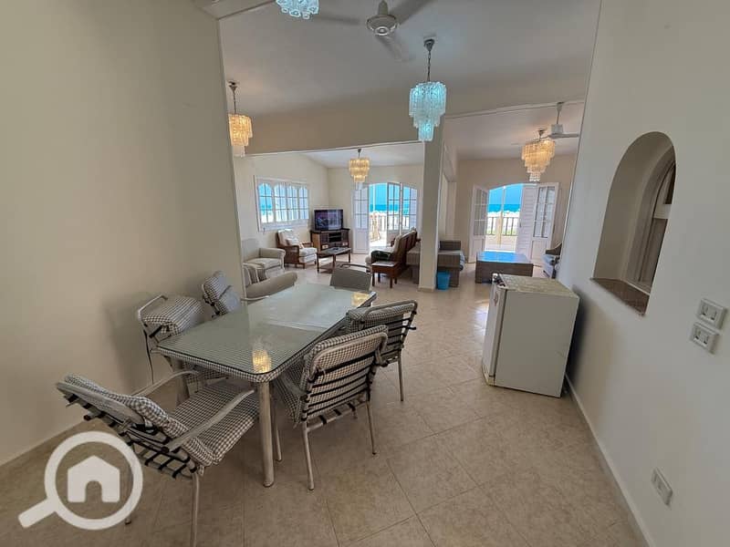 10 A386E522-35A7-4E86-AC66-2C4ED3B91FF7. jpeg