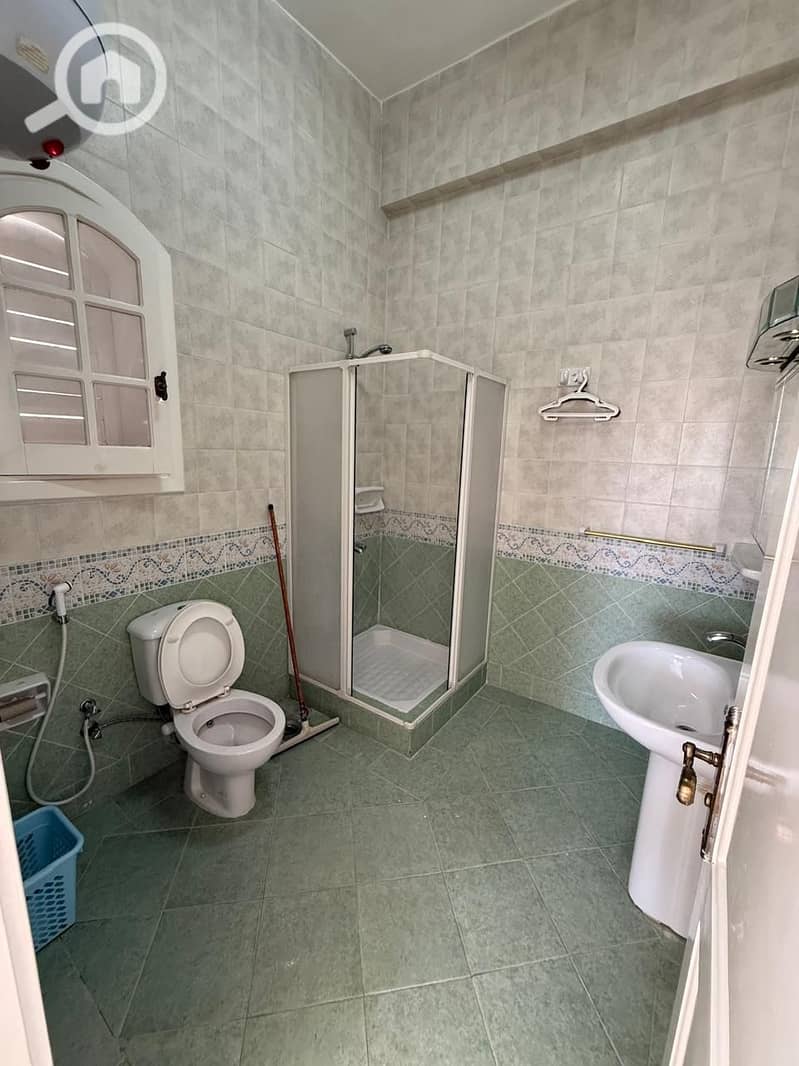 14 D4FB51DC-334A-4640-86DA-E823F92CBF09. jpeg