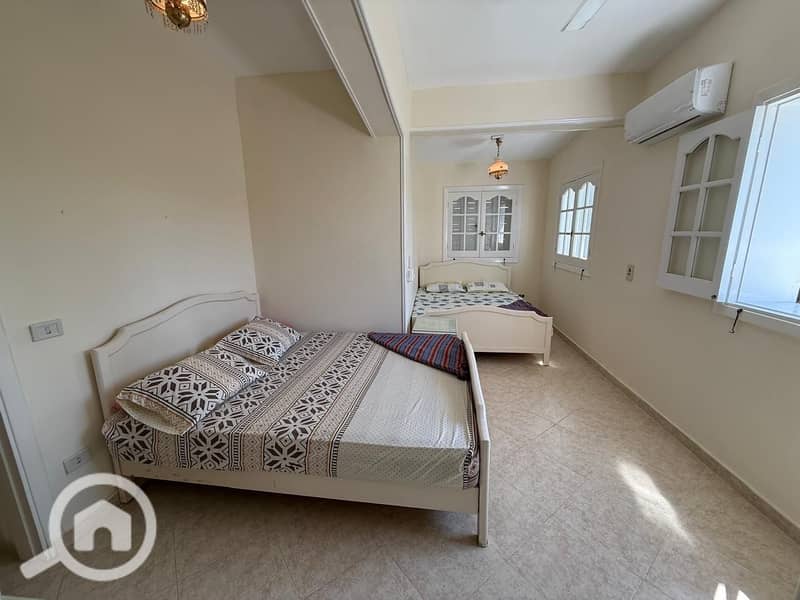 15 D189E7CF-C6B0-4F6C-966F-5331A4947CDA. jpeg