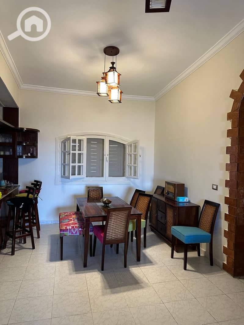 4 F0E5578D-FFCA-4BBE-8EDE-C754B074DE8A. jpeg