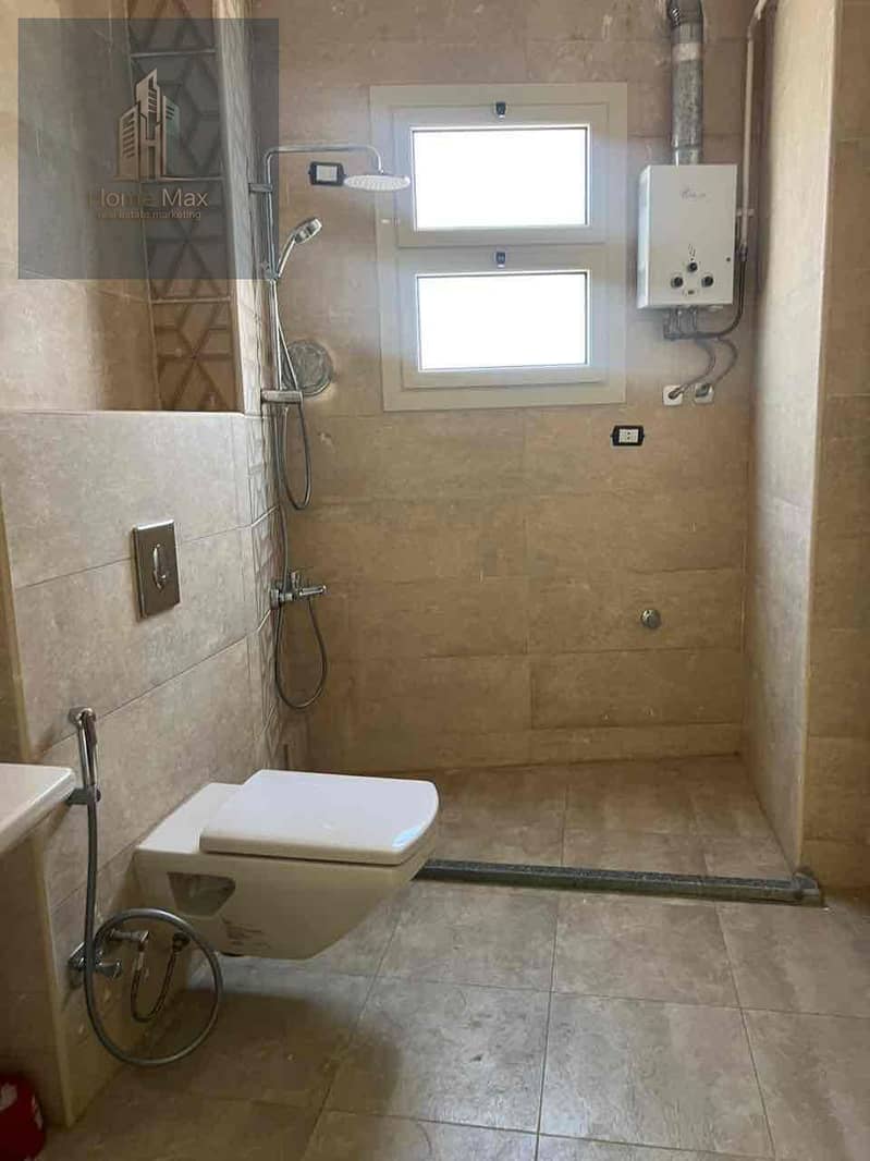 8 e63a35db-25c0-4855-b745-72101d044d2c. jpg