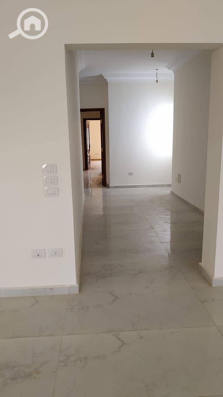 17 WhatsApp Image 2025-11-27 at 22.42. 07_0f8af56b. jpg