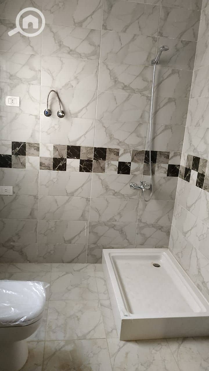 27 WhatsApp Image 2025-11-27 at 22.42. 05_b75421f8. jpg