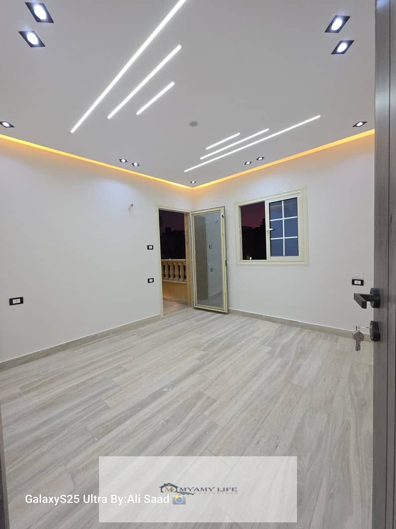 11 WhatsApp Image 2025-11-27 at 16.12. 29_0c1d226e. jpg