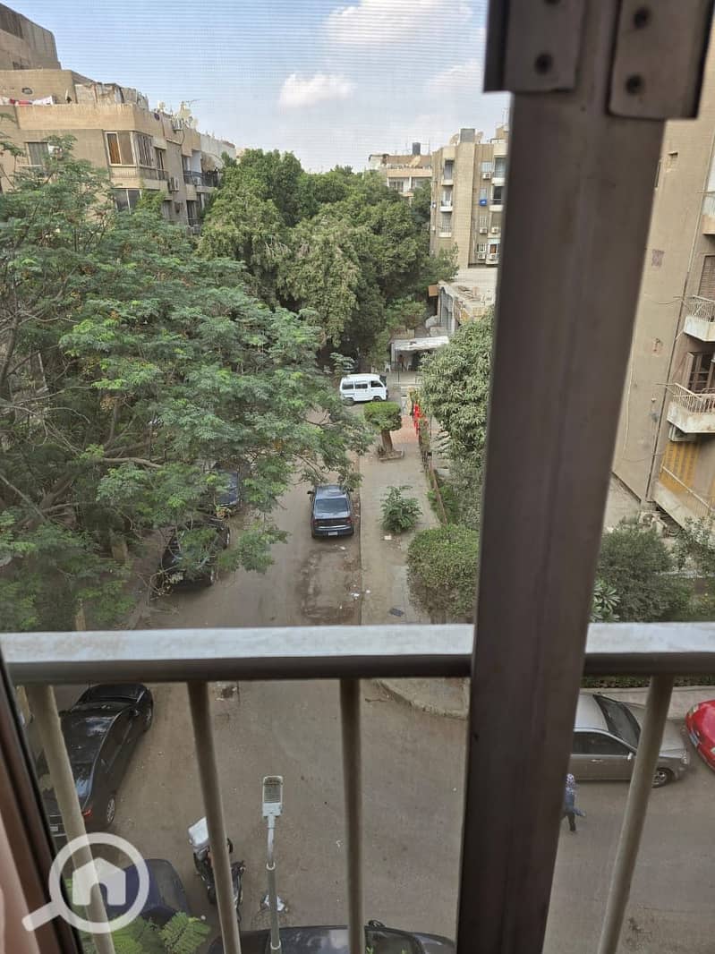 4 3996eeef-1fa6-4026-b70f-6dd9ca9794bf. jpeg