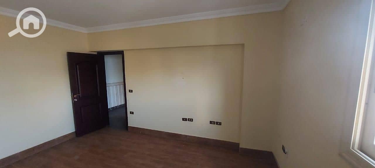 6 WhatsApp Image 2025-11-28 at 11.32. 04_c2f72b8c. jpg