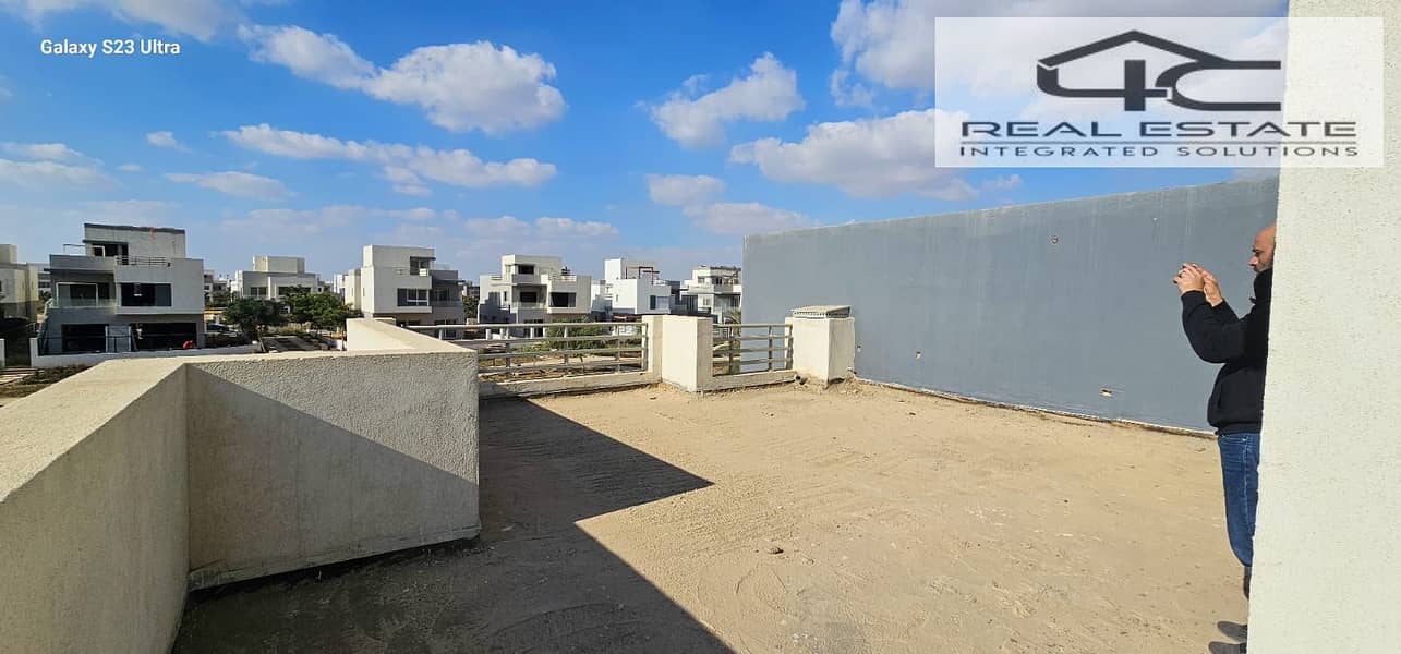 11 WhatsApp Image 2025-11-28 at 1.14. 58 AM (4). jpeg