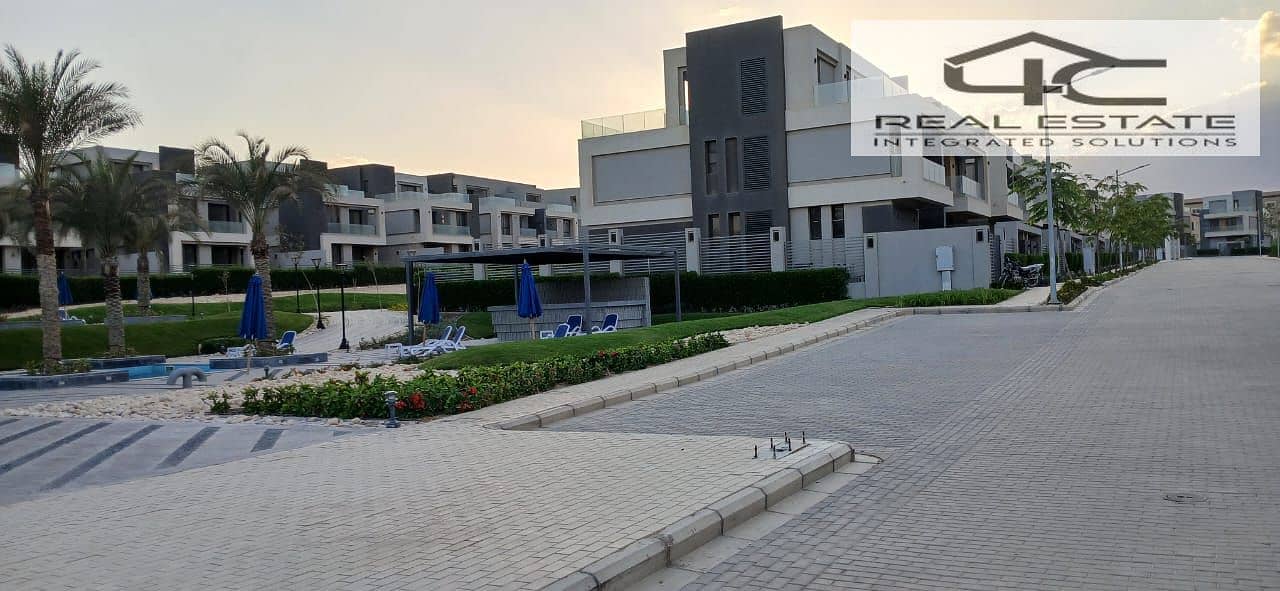 8 WhatsApp Image 2025-10-09 at 12.16. 37_804b6d02. jpg