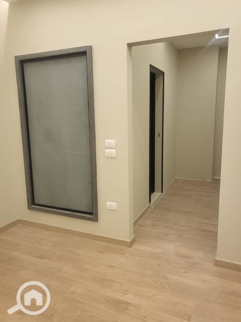 7 photo_5839211869929934129_y. jpg