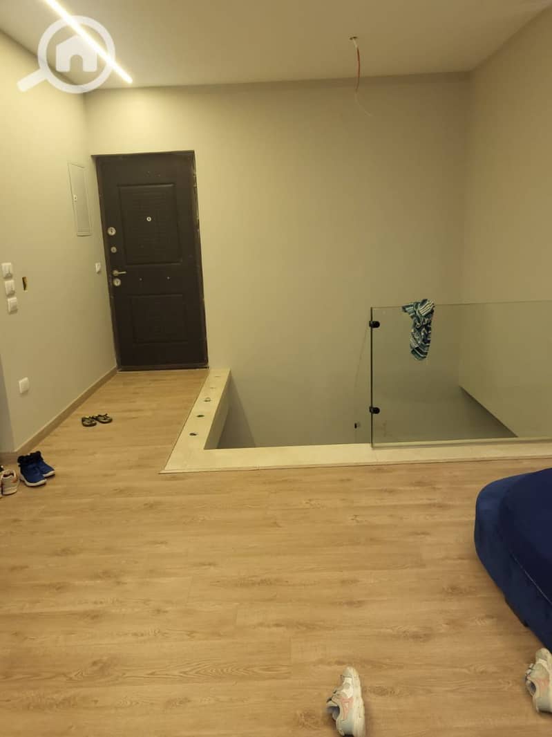 11 photo_5839211869929934135_y. jpg