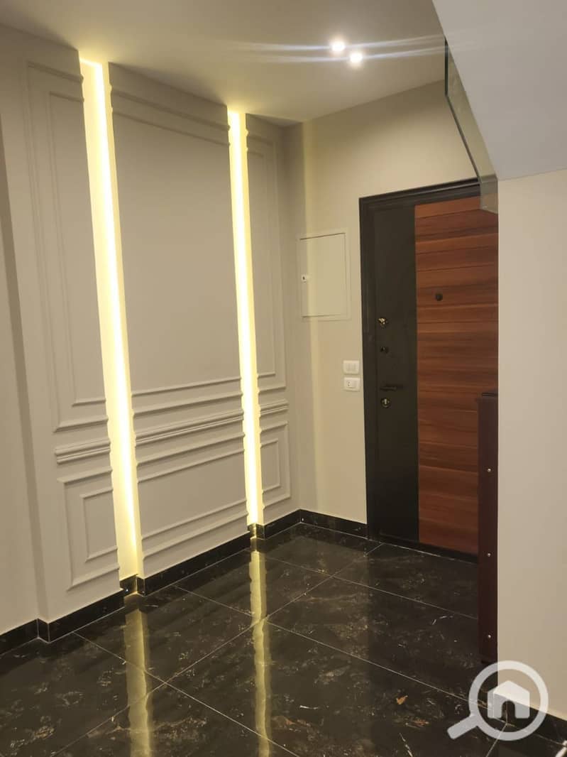 13 photo_5839211869929934137_y. jpg