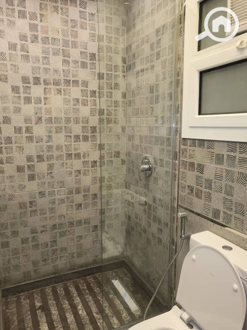 15 photo_5839211869929934125_y. jpg