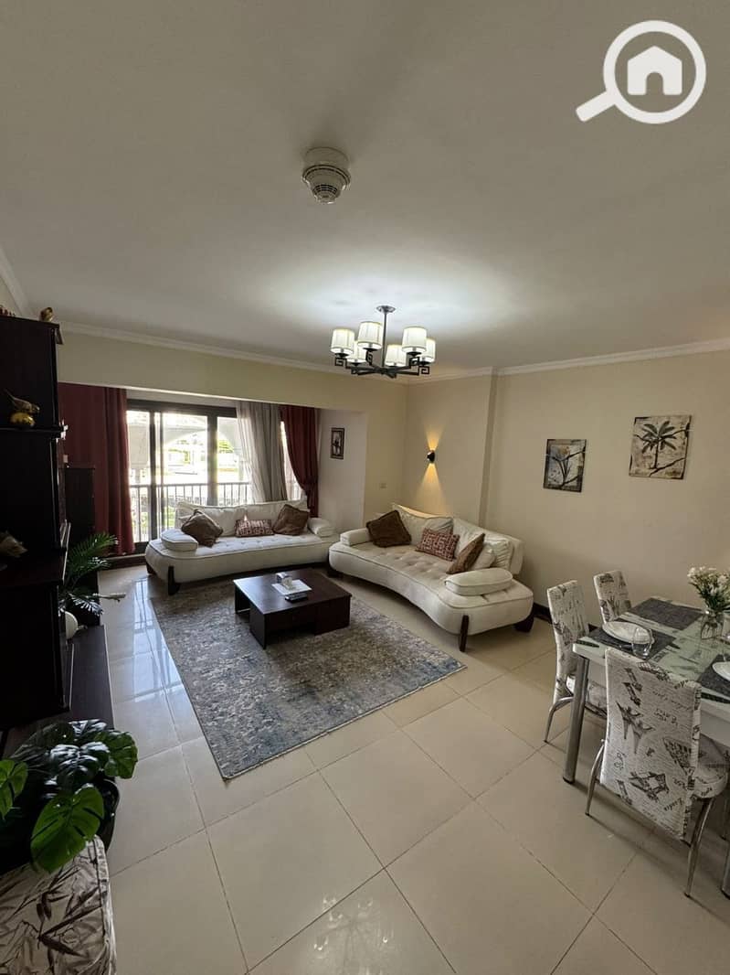 photo_5839211869929934107_y. jpg