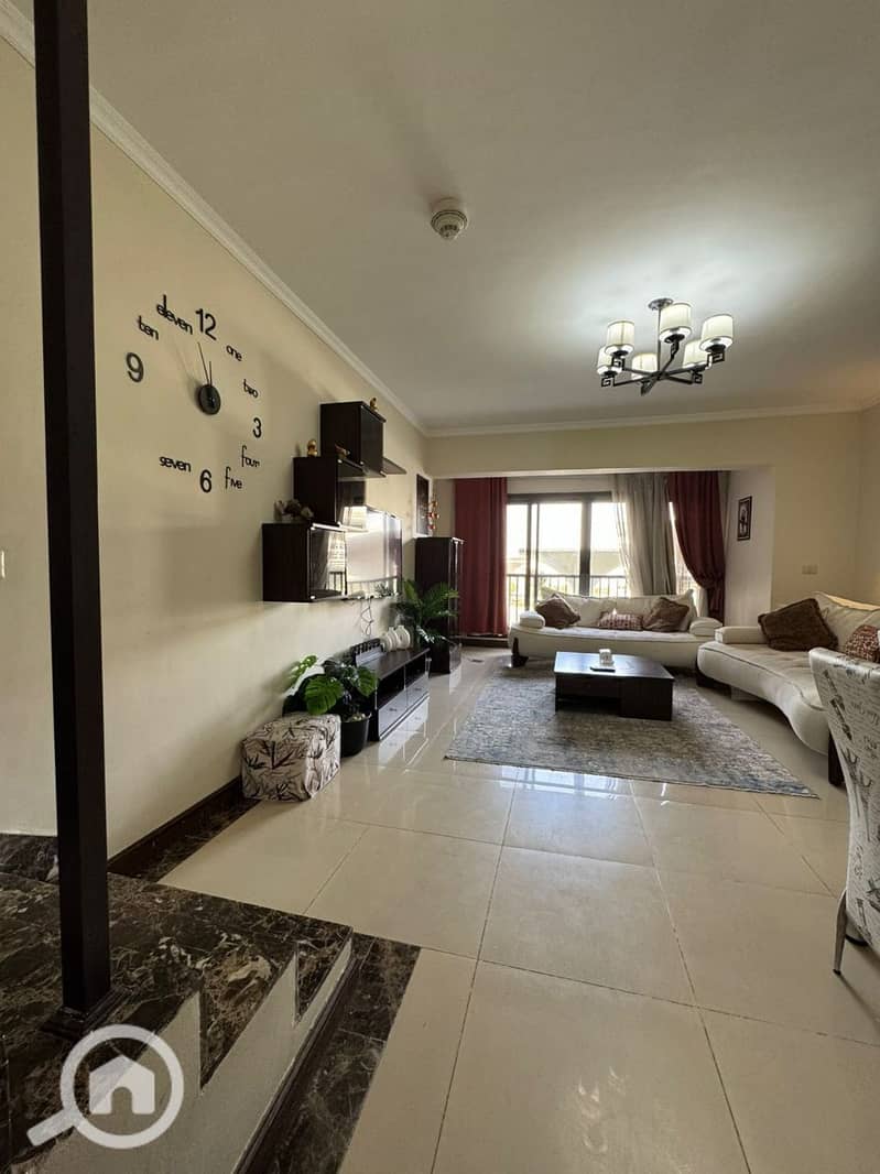 3 photo_5839211869929934114_y. jpg