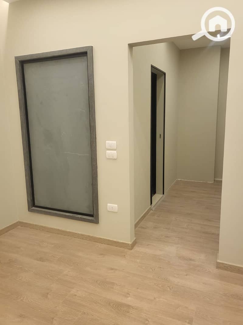 21 photo_5839211869929934129_y. jpg