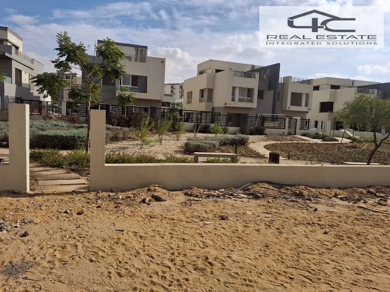 7 WhatsApp Image 2024-11-12 at 4.40. 22 PM (1). jpeg