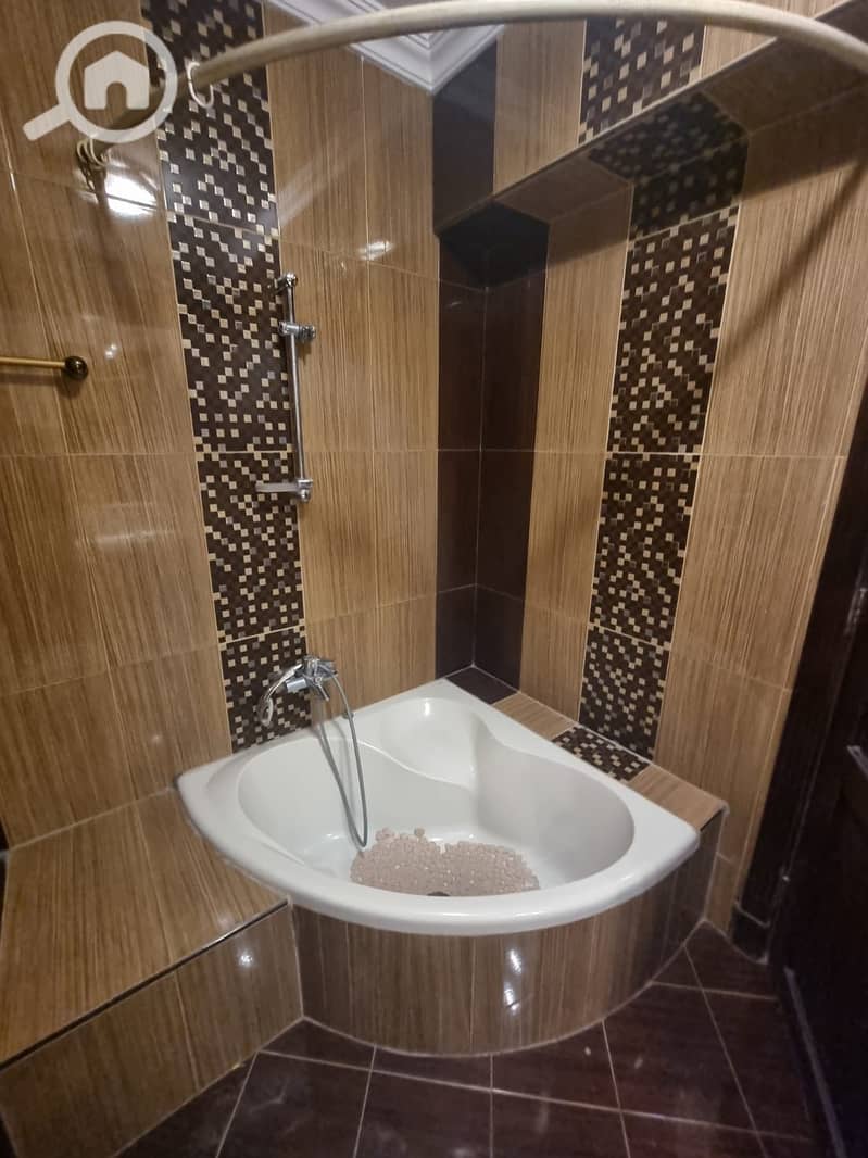 3 6ea388bf-23a3-43a3-bbd6-5e1728da05b3. jpeg