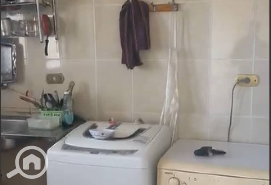 10 c7708855-1d2a-4a3c-954b-e23cb150ef00. jpg