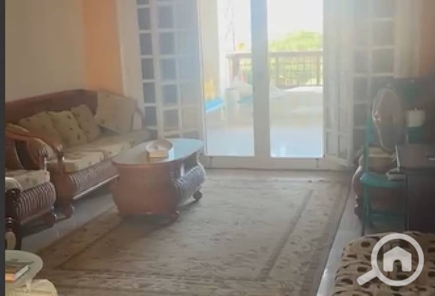 11 f7f72341-bb35-4713-b5c4-d5c16214c570. jpg