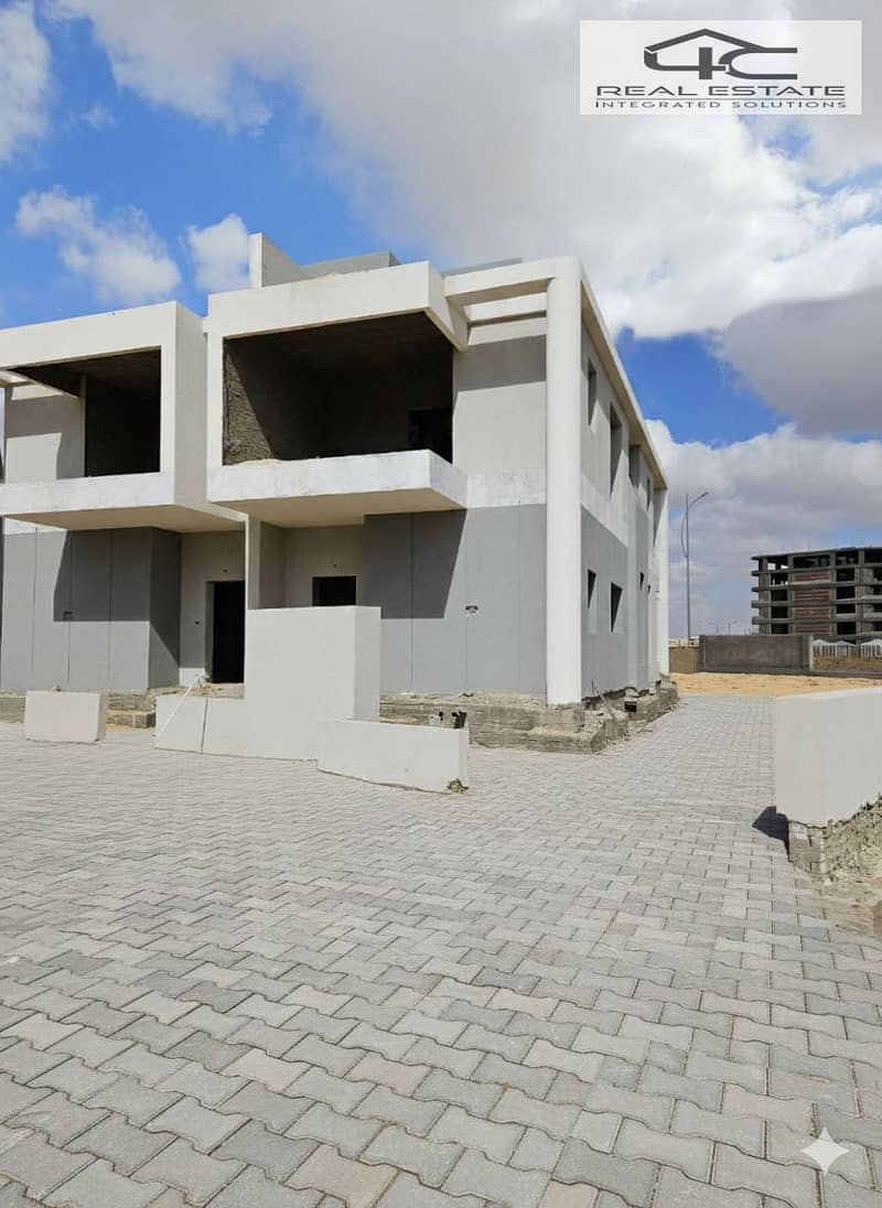 3 Gemini_Generated_Image_b11jwb11jwb11jwb. png