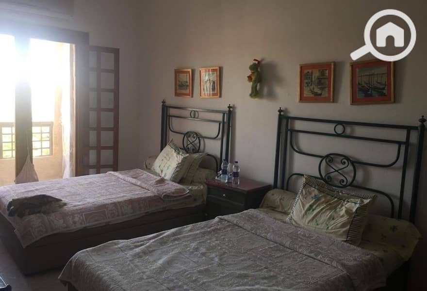 2 10b7b83e-a037-416c-94e4-4cb695e6ef69. jpg