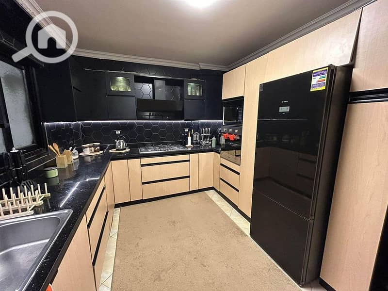 8 G9kDs2OuIiyh5BUcdjvrsmc2CCrecwyi4lJfFIJF. jpeg