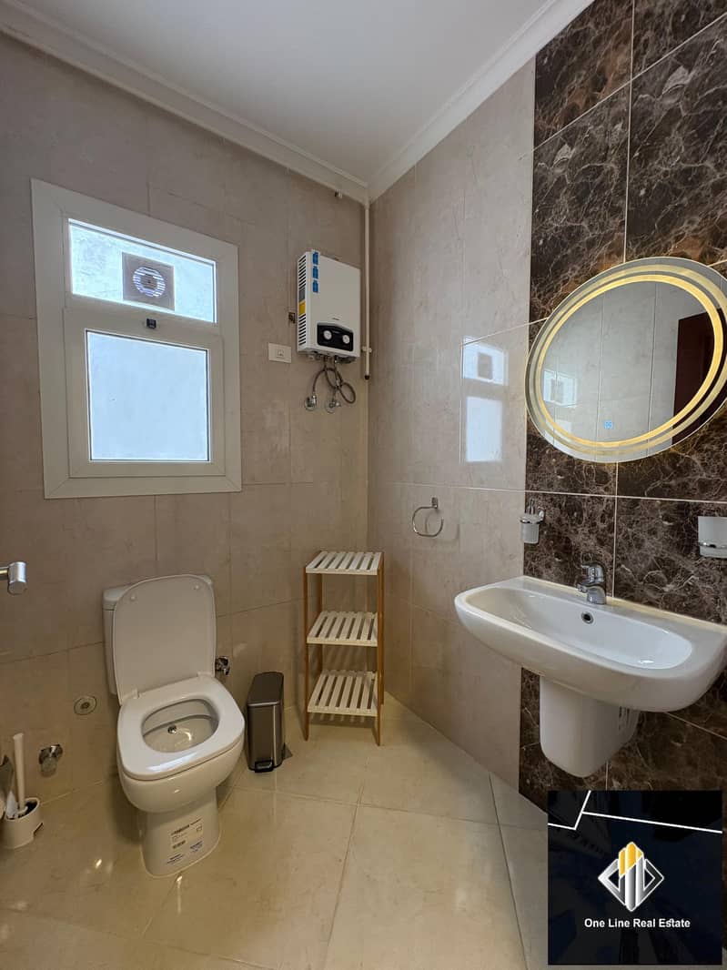 16 dcb85e5a-bac7-49ab-a6a2-d5899c06daeb. jpeg