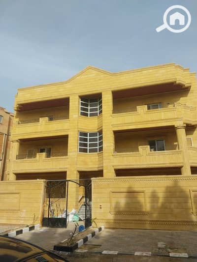 فیلا 11 غرف نوم للايجار في القاهرة الجديدة، القاهرة - 16pXwuuVtIXFPL8PIpubDE4lzYcB0kKZ0LZ8lLUv