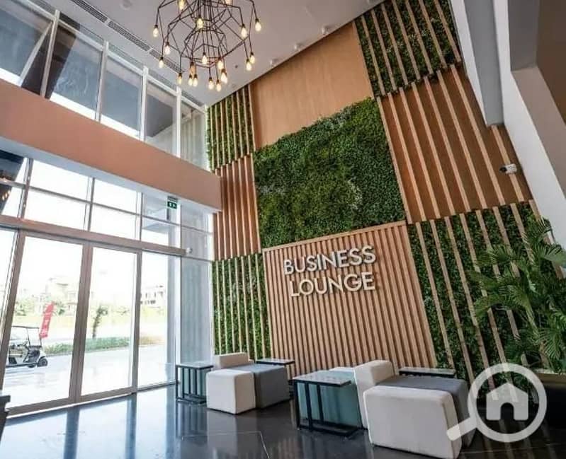 15 2e8f0f90-ad10-4581-b18a-c0c1f63c6a33. jpg