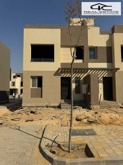 تاون هاوس 3 غرف نوم للبيع في القاهرة الجديدة، القاهرة - wob8moqBPl9R5PCQtTBaYe6yiSASsAGfRBdxj69q. jpg تاون هاوس 3 غرف نوم للبيع في القاهرة الجديدة، القاهرة - wob8moqBPl9R5PCQtTBaYe6yiSASsAGfRBdxj69q. jpg