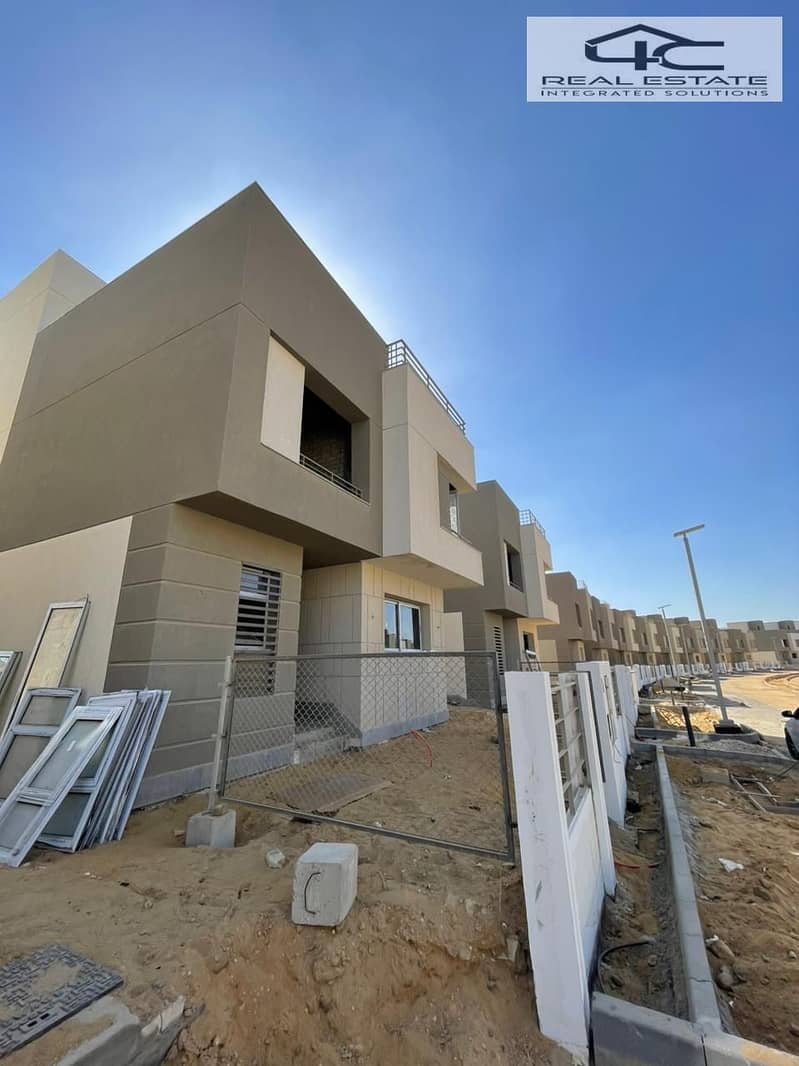 10 WhatsApp Image 2025-11-09 at 10.32. 42 PM. jpeg