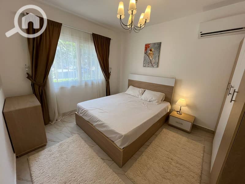 3 24cdccbc-7c5c-46d5-9c7b-1ec00e1ce047. jpeg