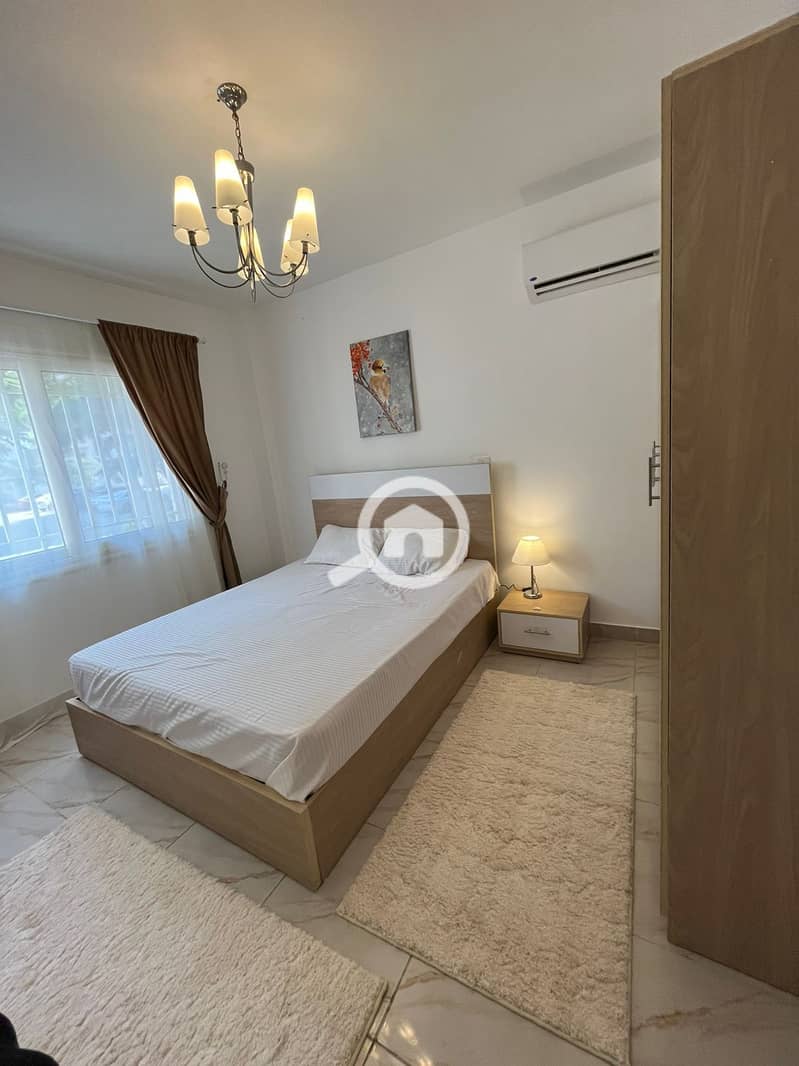 11 e666e9b5-b559-40c4-a6fa-998381f1bf11. jpeg