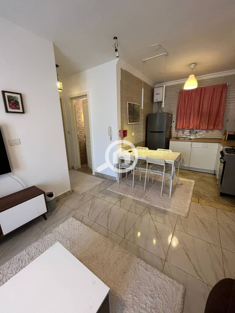 16 fe5502ad-f6a1-4571-9ffd-8a85c0ac8a08. jpeg