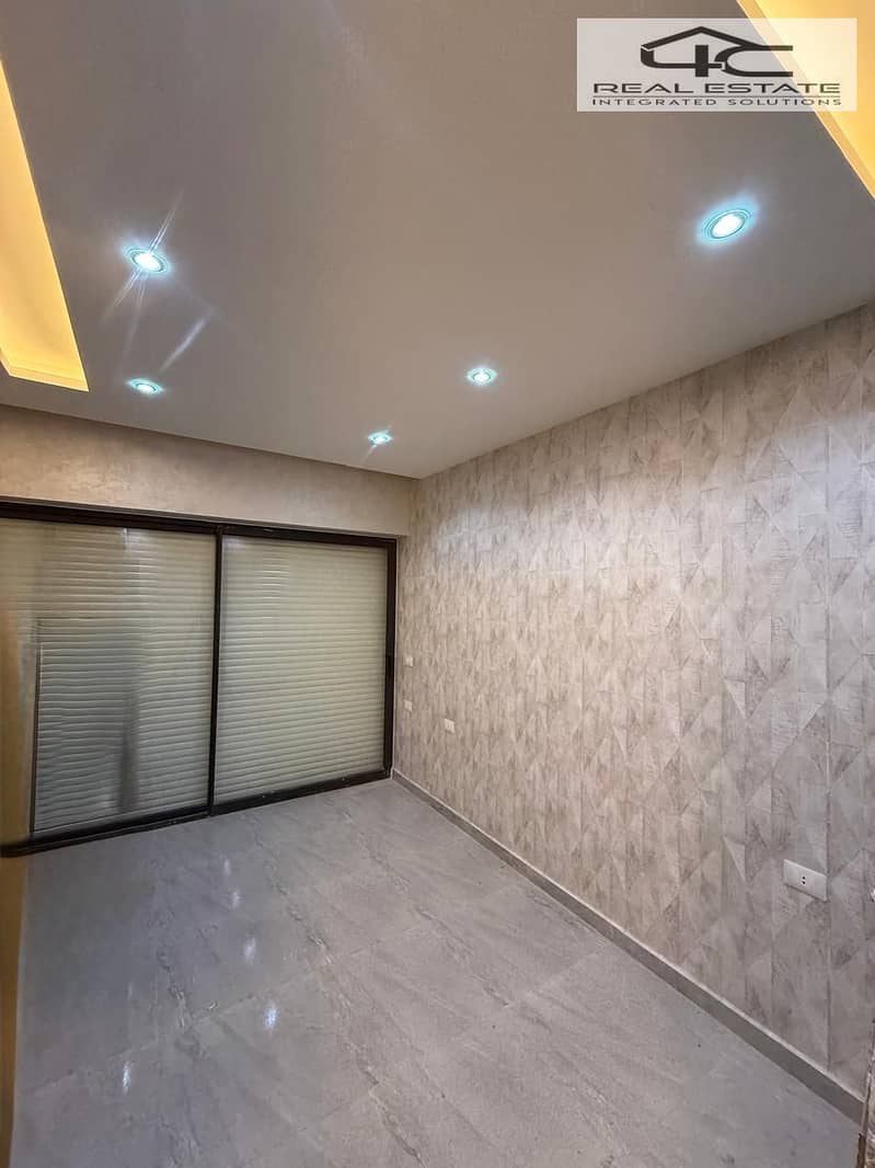 6 WhatsApp Image 2025-11-27 at 11.21. 38 PM (3). jpeg