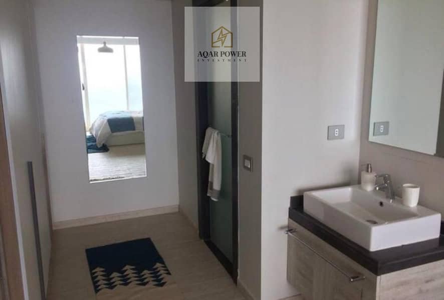 7 3372368-ba50fo. jpg