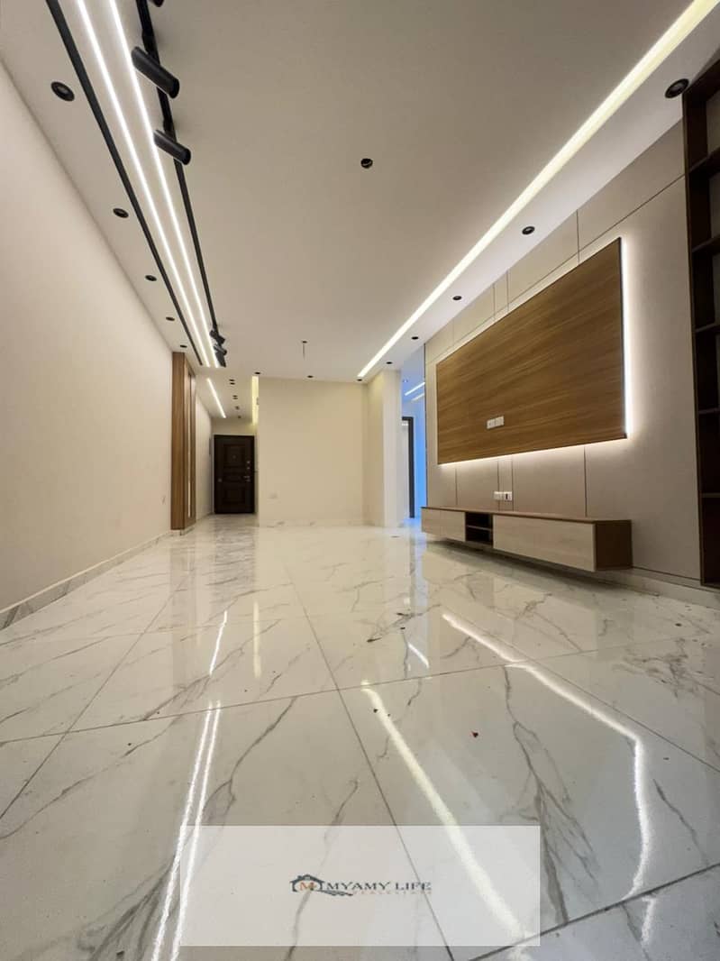 32 WhatsApp Image 2025-11-28 at 2.16. 56 PM. jpeg