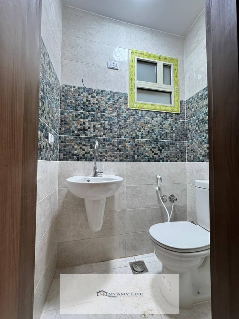 33 WhatsApp Image 2025-11-28 at 2.16. 57 PM. jpeg