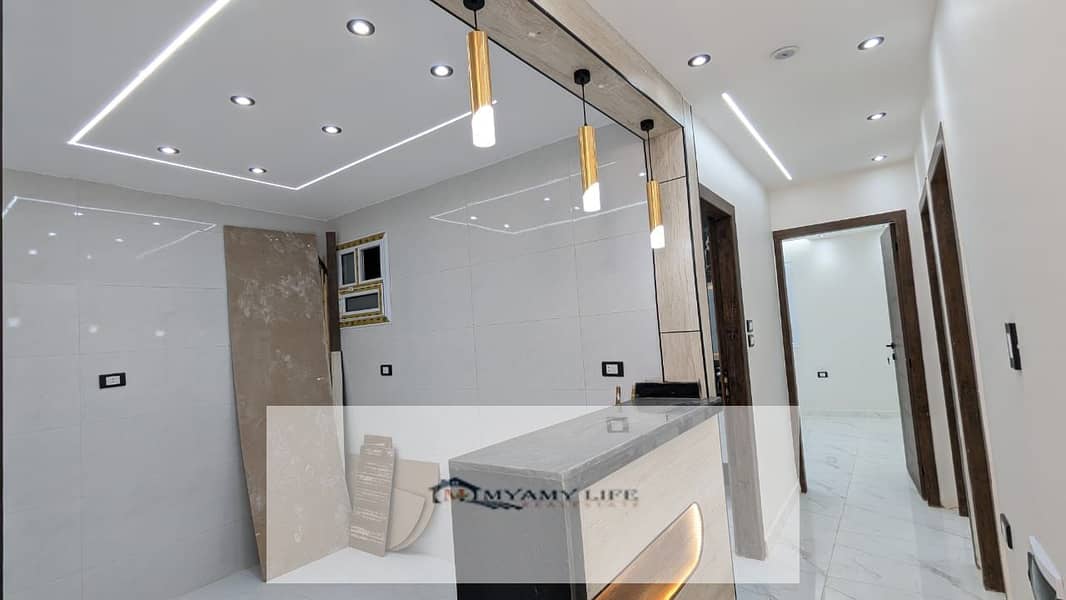 12 WhatsApp Image 2025-11-28 at 13.43. 47_c0c01af8. jpg