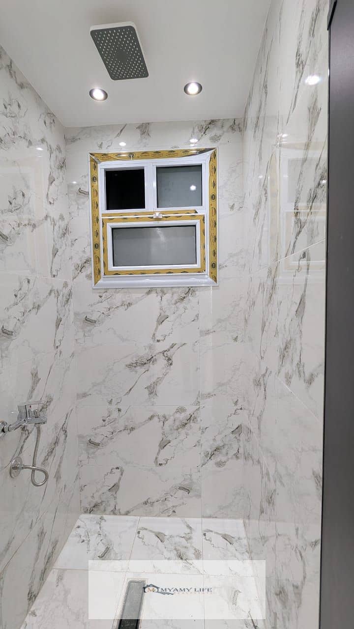 18 WhatsApp Image 2025-11-28 at 13.43. 49_29193c42. jpg