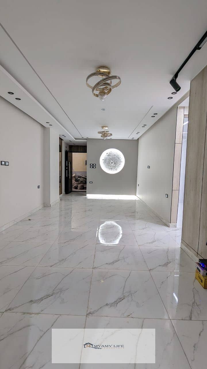 21 WhatsApp Image 2025-11-28 at 13.43. 50_7c0afbf3. jpg