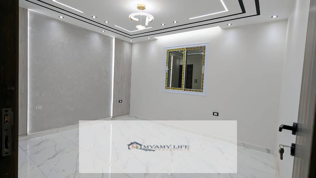 28 WhatsApp Image 2025-11-28 at 13.43. 52_044b51d6. jpg