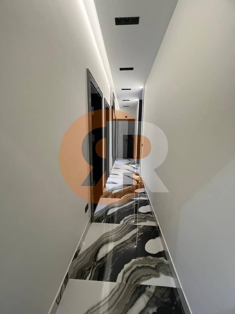 9 f2298546-0a0a-49c9-93b5-71ab8e8664c1. jpg